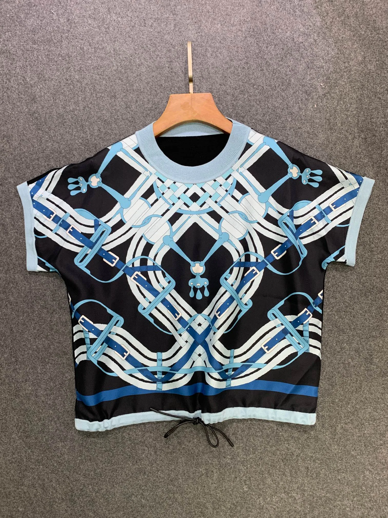 Джемперы Женские Hermes 8983