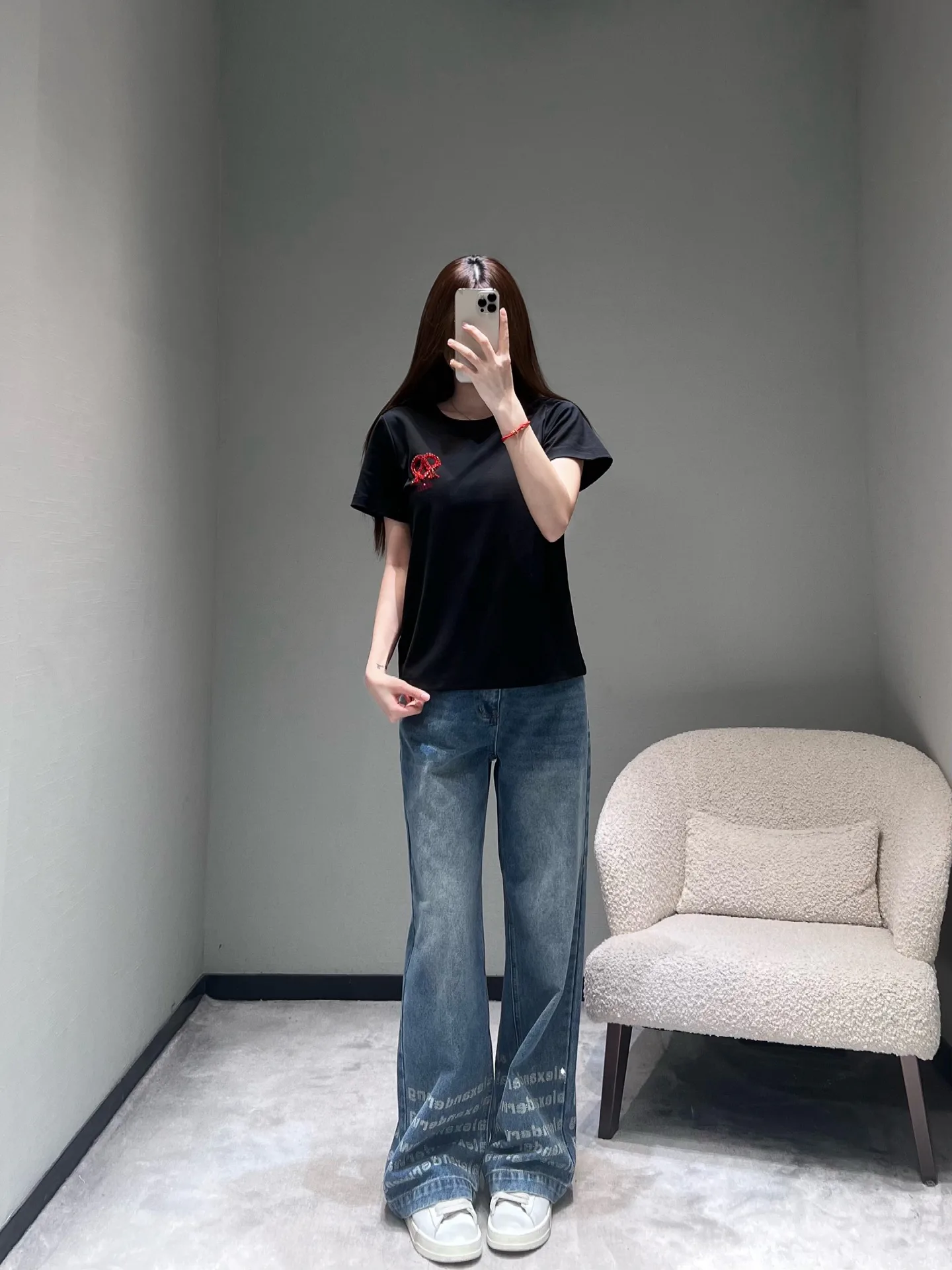 Футболки Женские Ami Paris 1068248