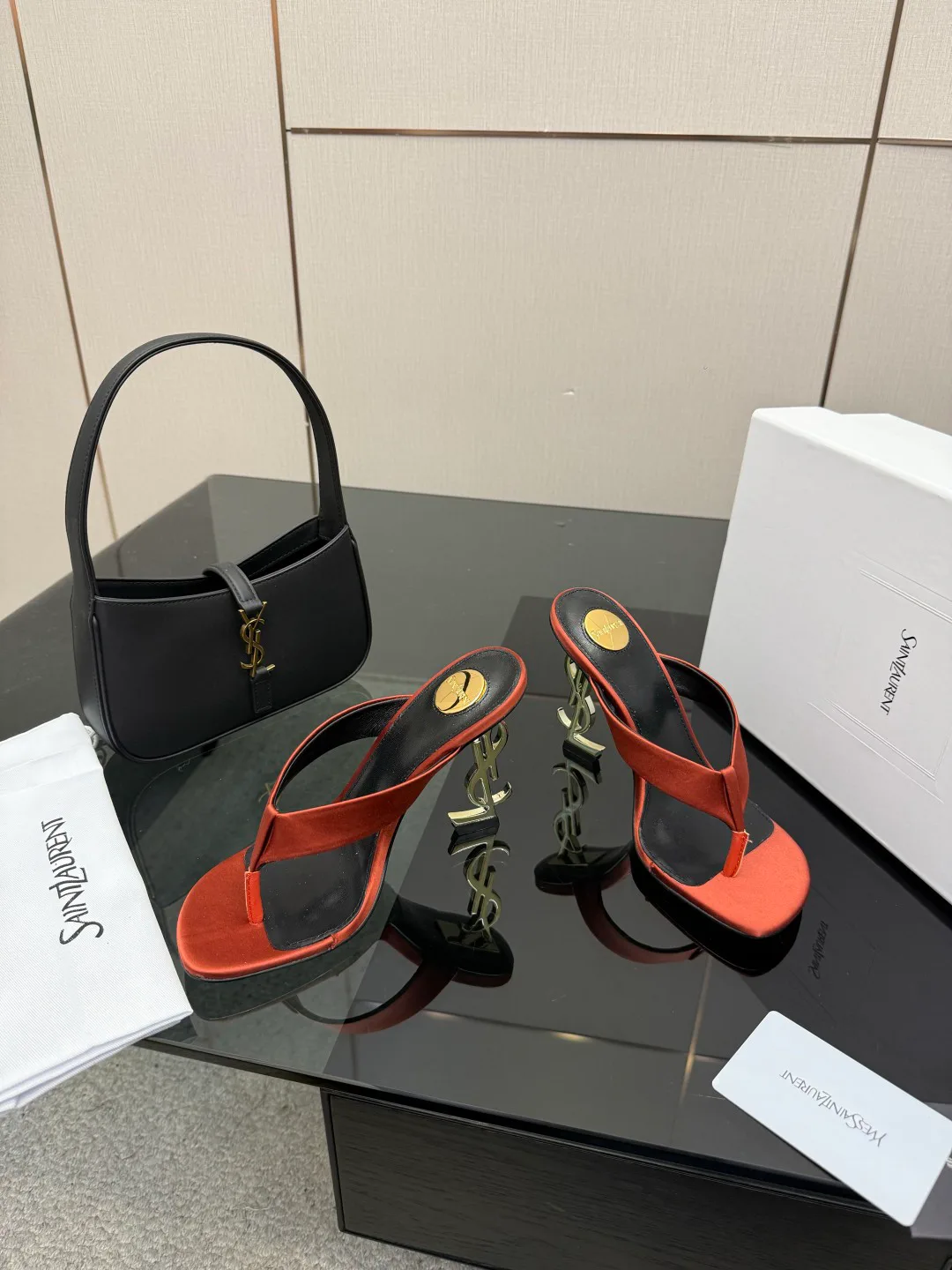 Босоножки Женские Saint Laurent 9632689