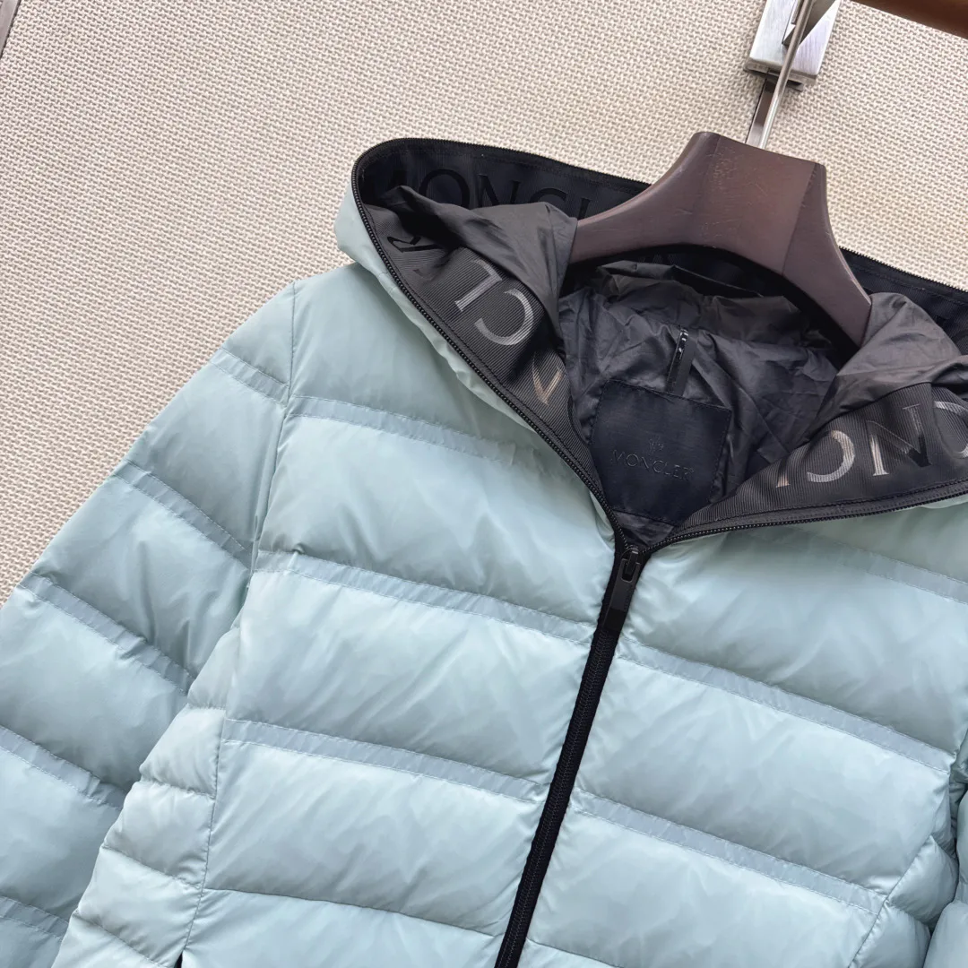 Куртки И Пуховики Женские Moncler 18650357