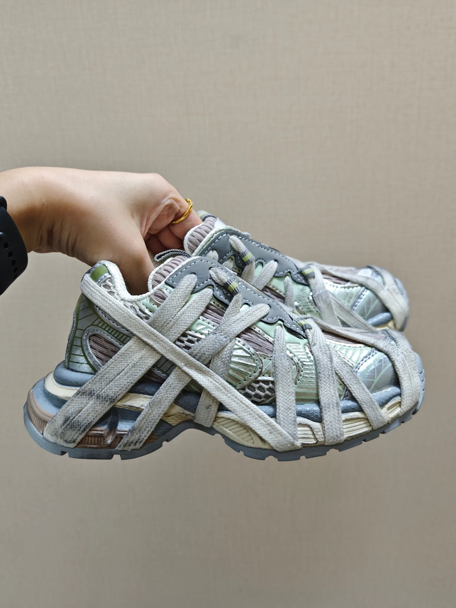 Кроссовки Женские Balenciaga 4961194