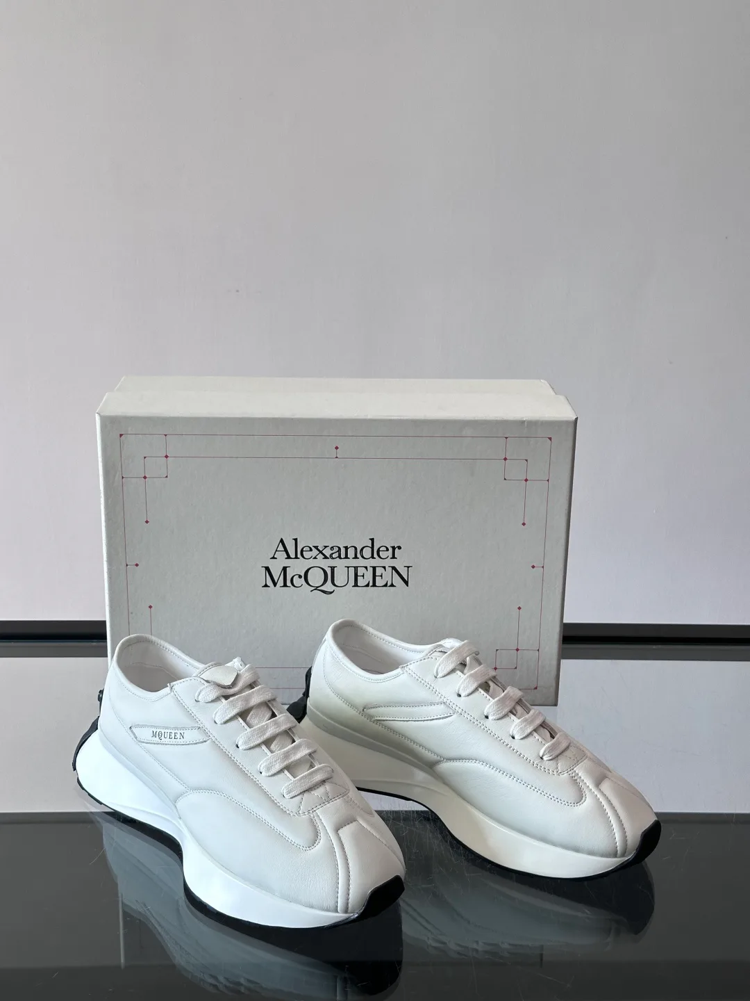 Кроссовки Женские Alexander Mcqueen 17328790