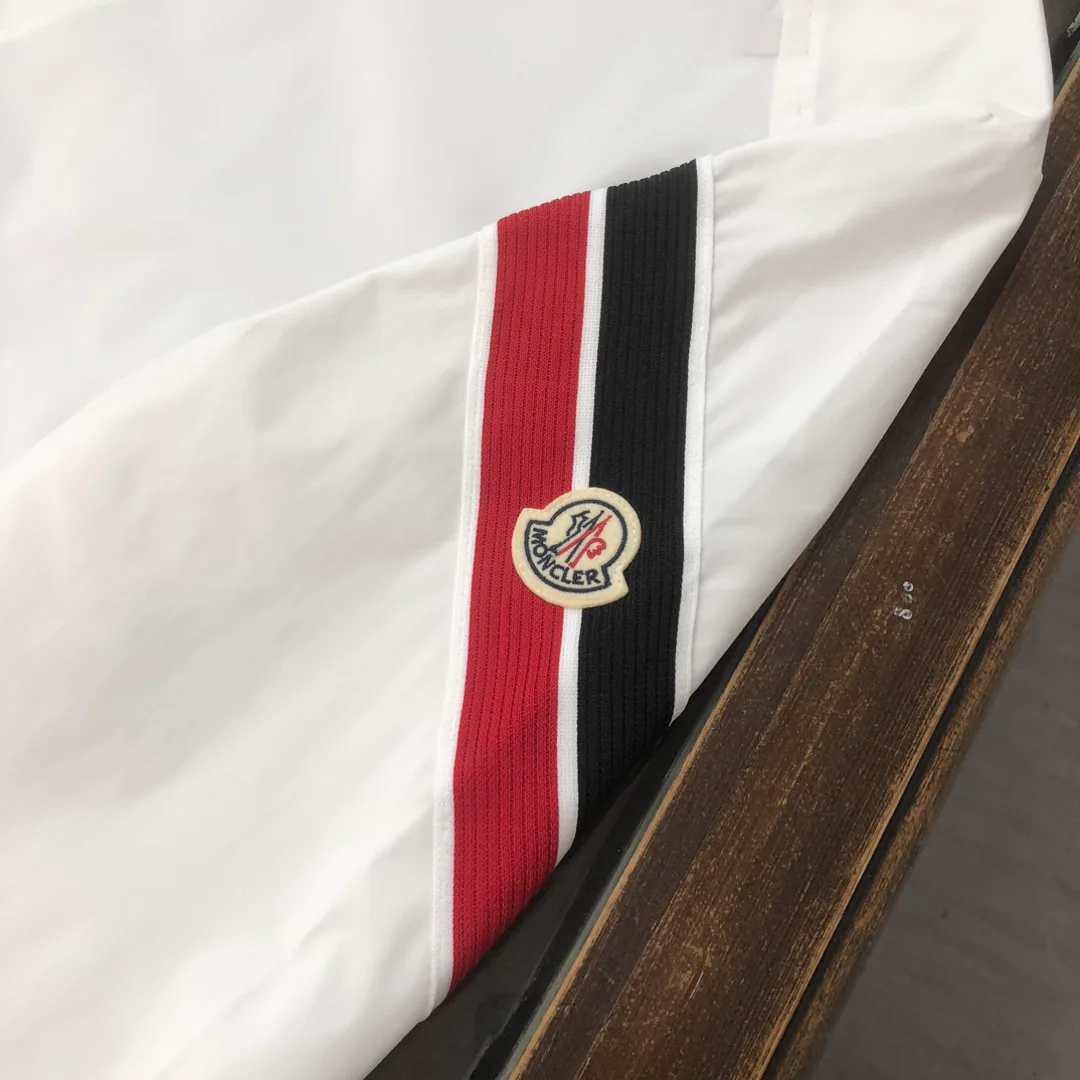 Куртки И Пуховики Мужские Moncler 9642363