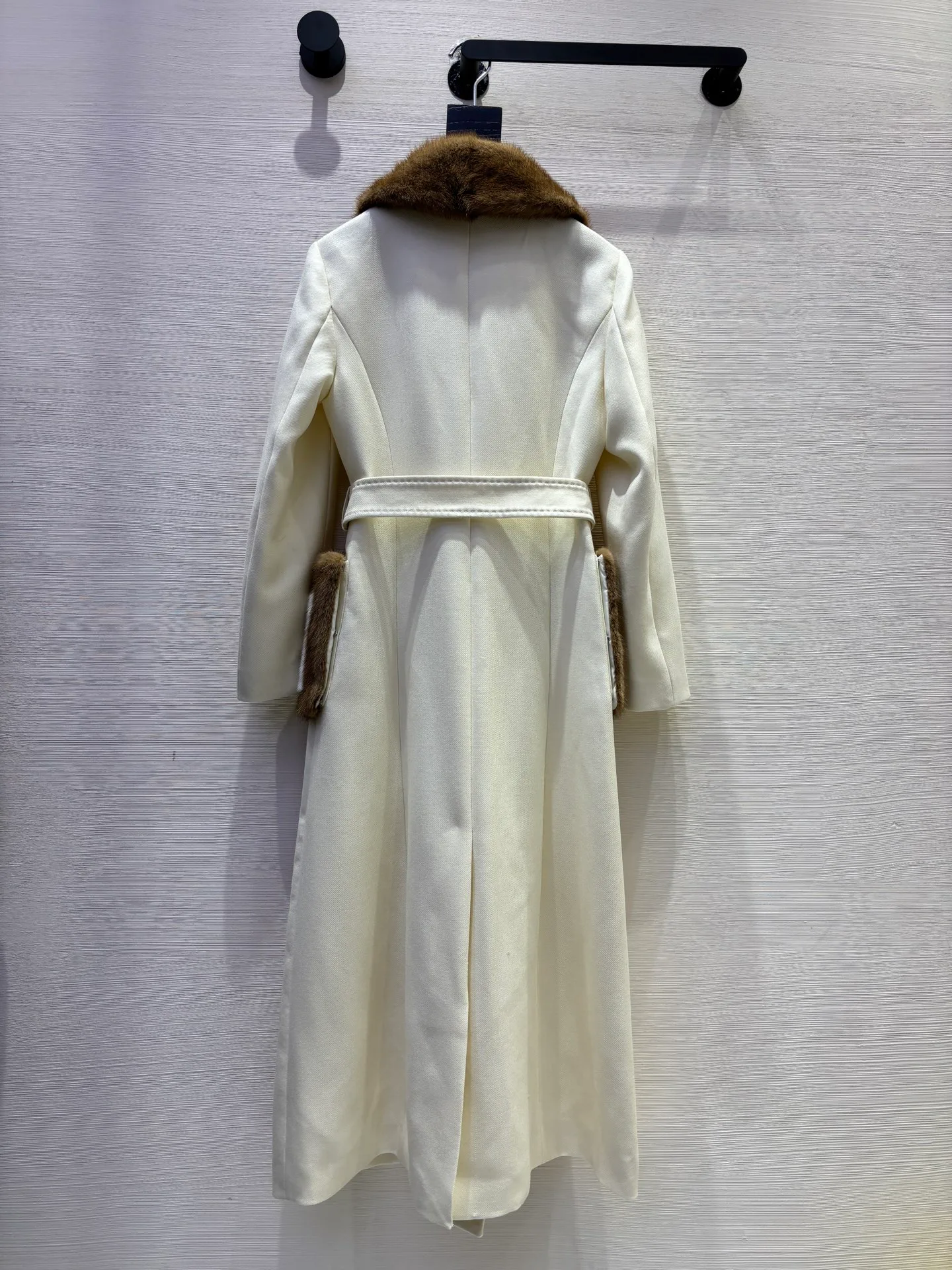 Пальто Женские Fendi 662171