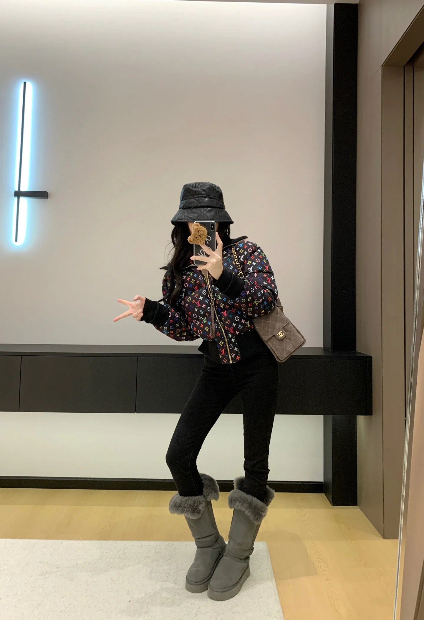 Куртки И Пуховики Женские Louis Vuitton 1315367