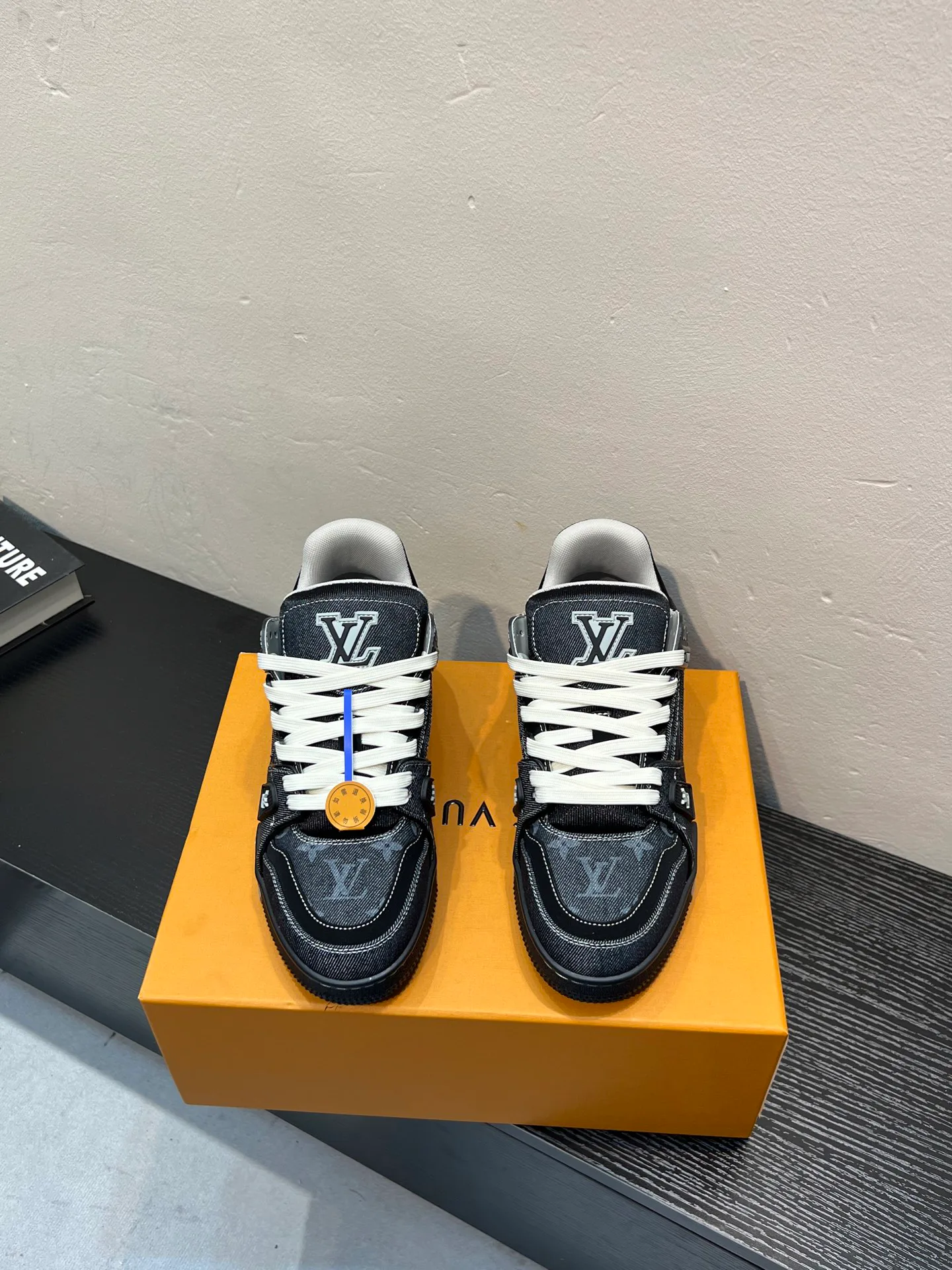 Кроссовки Женские Louis Vuitton 4541300