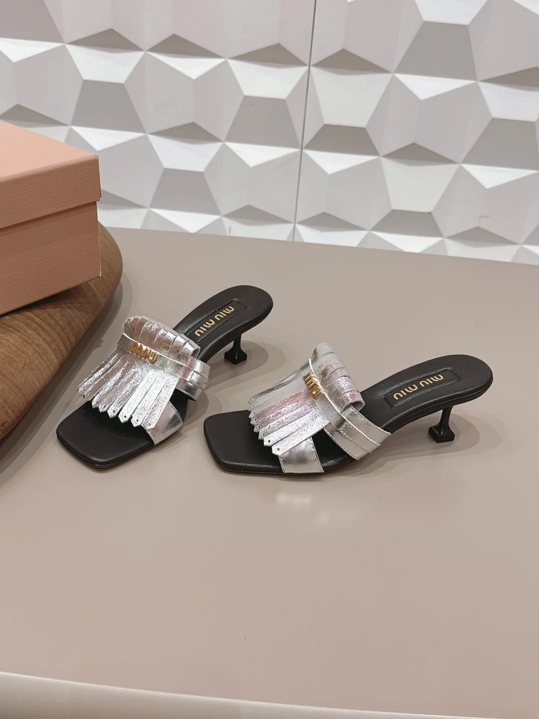 Босоножки Женские Miu Miu 10065990