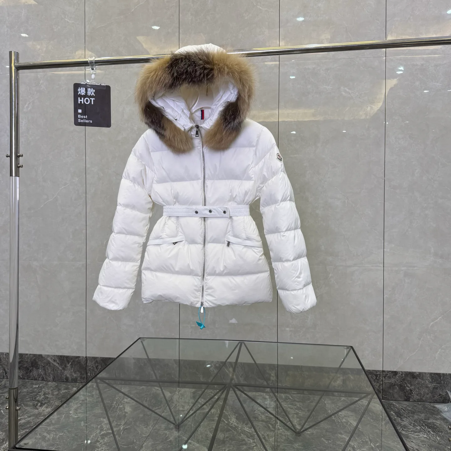 Куртки И Пуховики Женские Moncler 17949883
