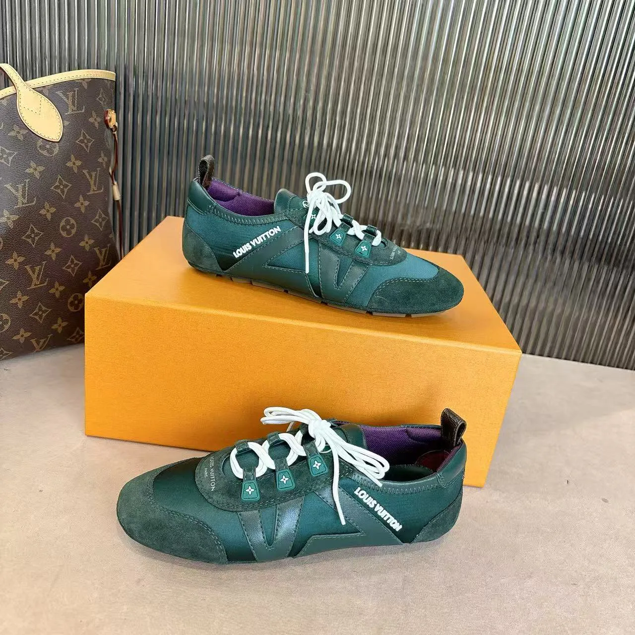 Кроссовки Женские Louis Vuitton 842787