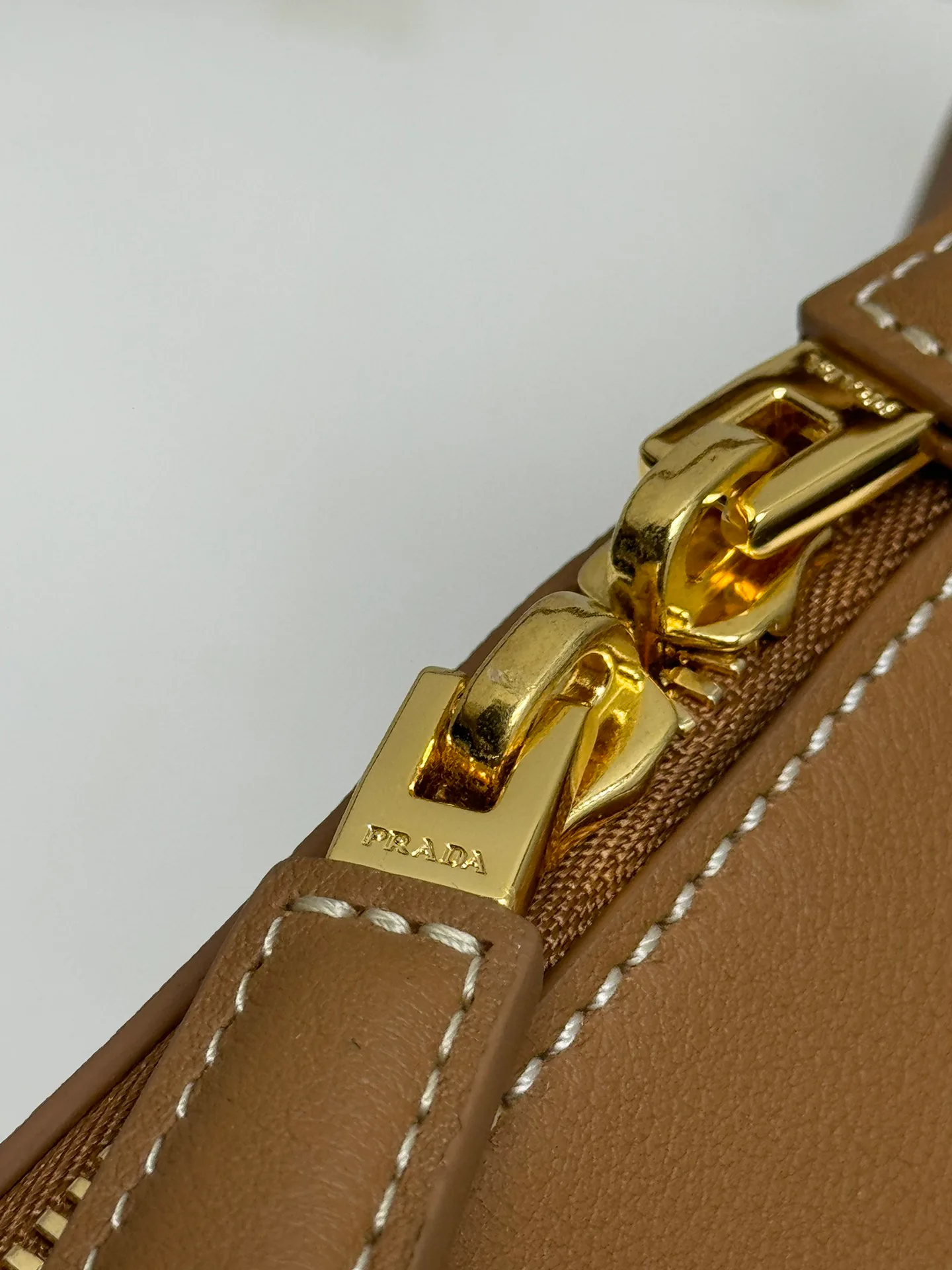 Сумки На Ремне Женские Prada 363596