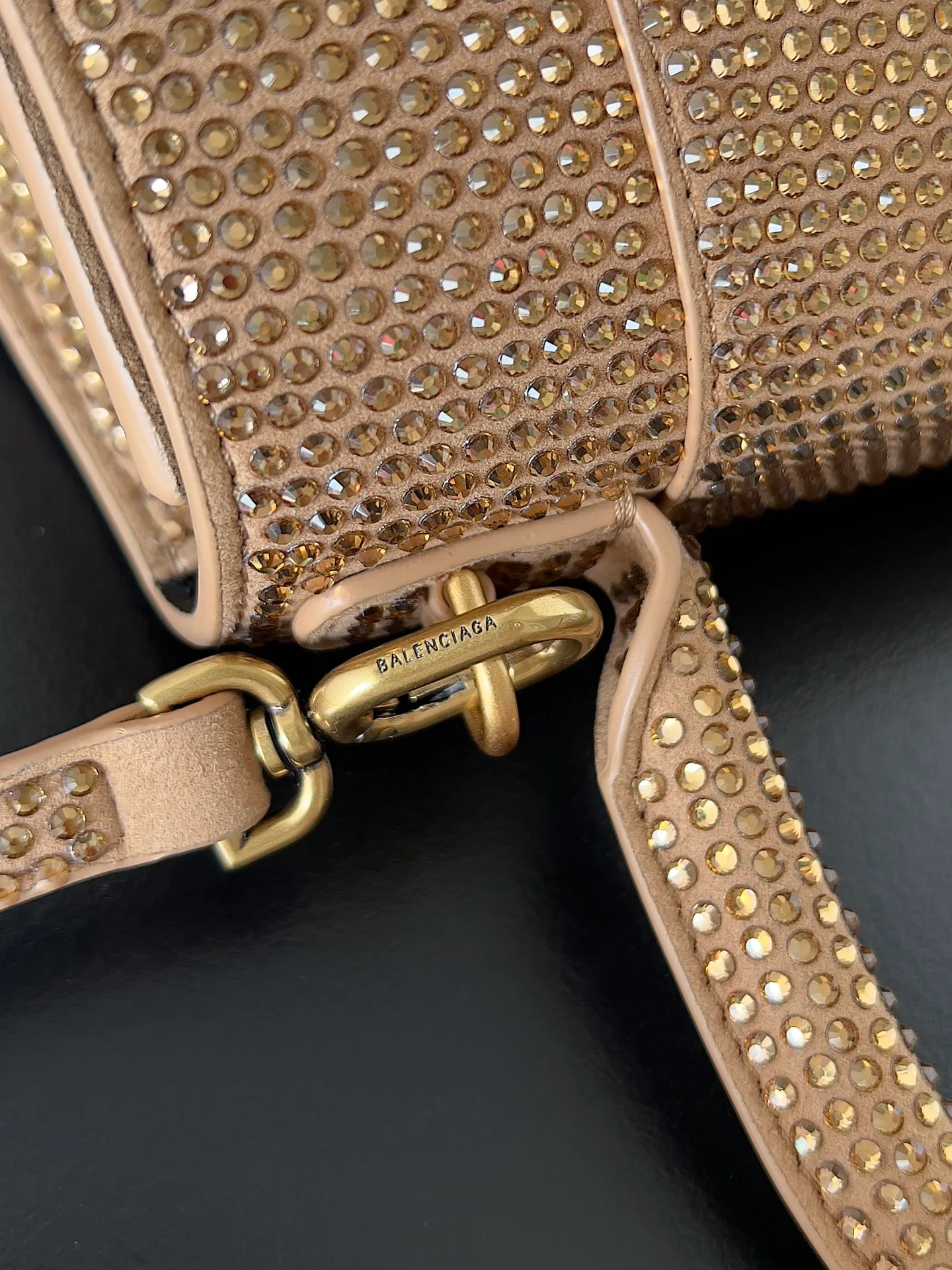 Сумки На Ремне Женские Balenciaga 217820