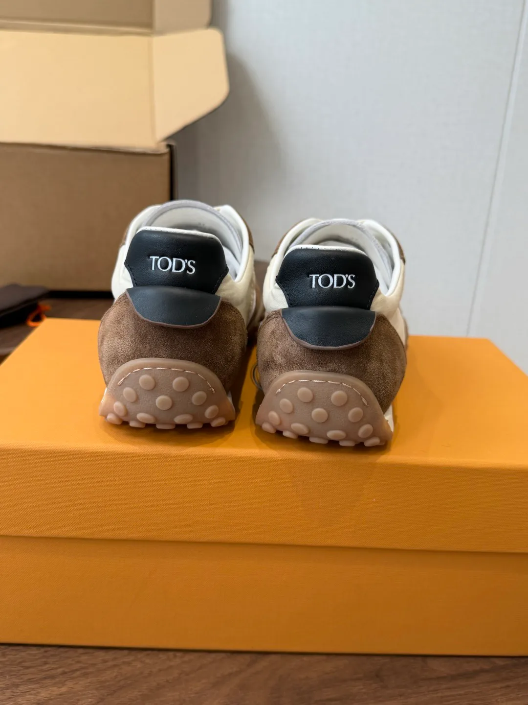 Кроссовки Женские Tod's 18687229