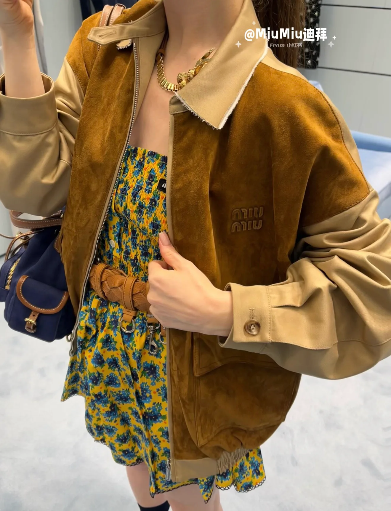 Куртки И Пуховики Женские Miu Miu 18113489