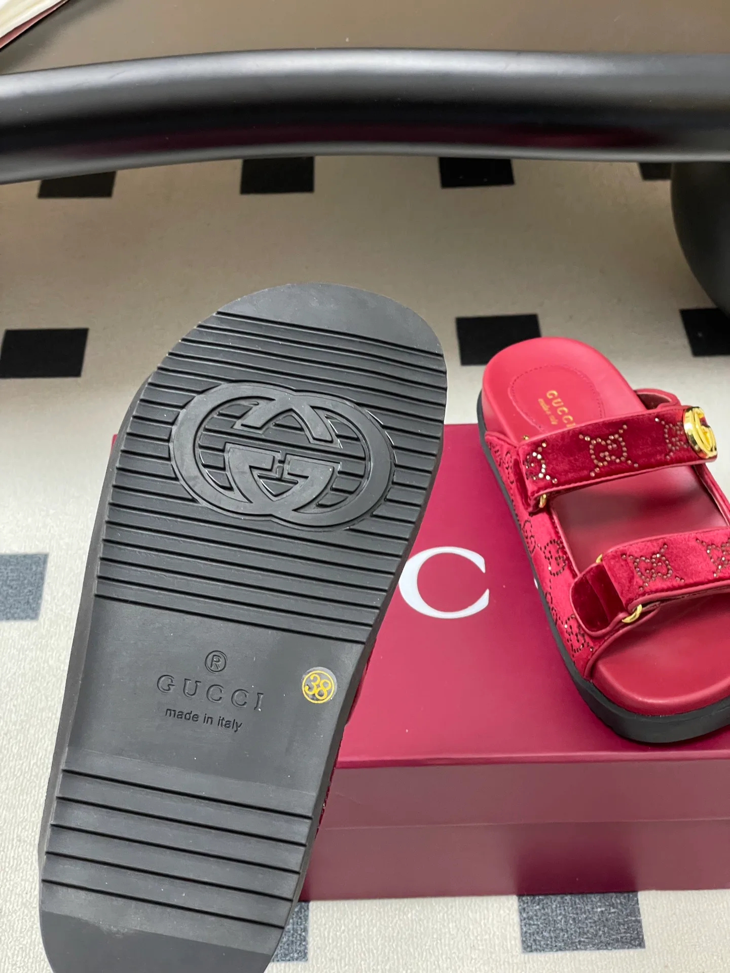 Сандалии Женские Gucci 11777355