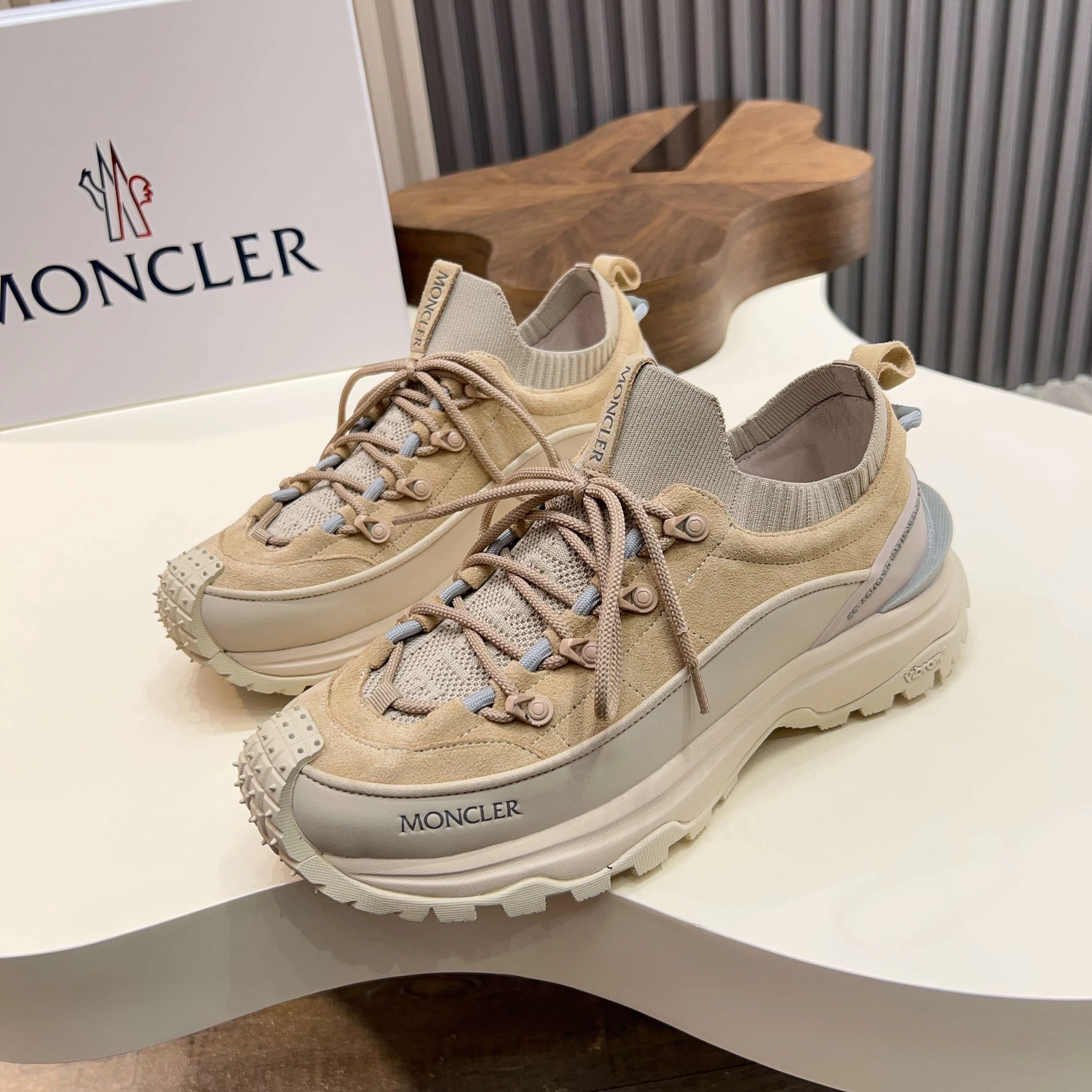 Кроссовки Мужские Moncler 18116744