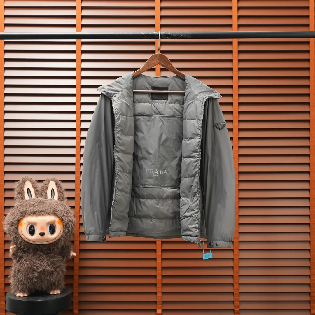 Куртки И Пуховики Женские Prada 18883182