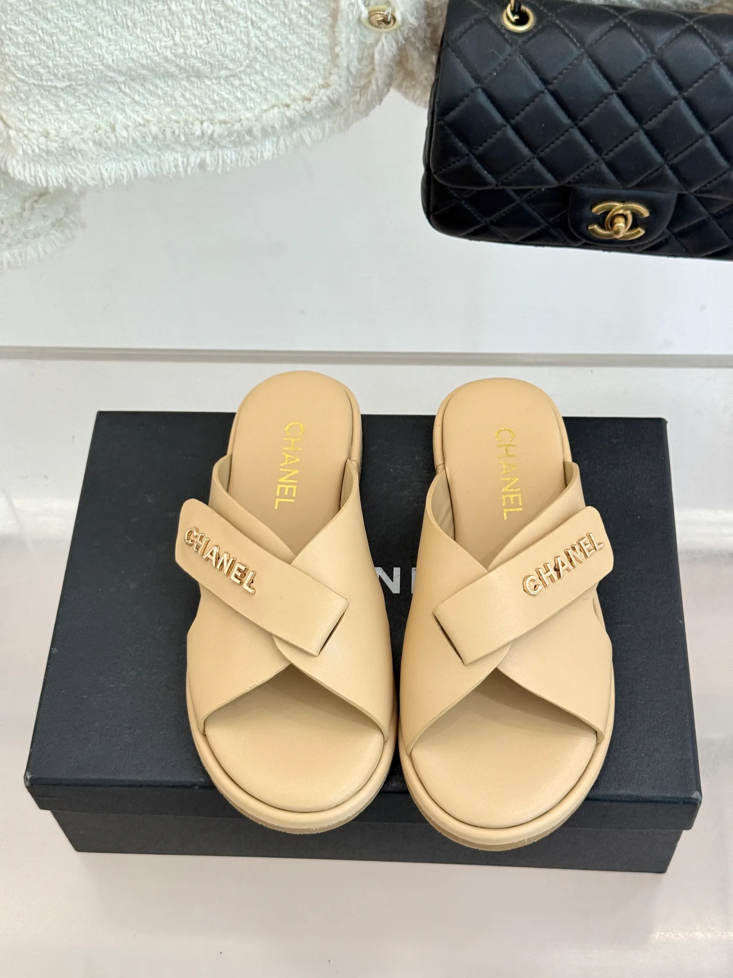 Шлепанцы Женские Chanel 12330967