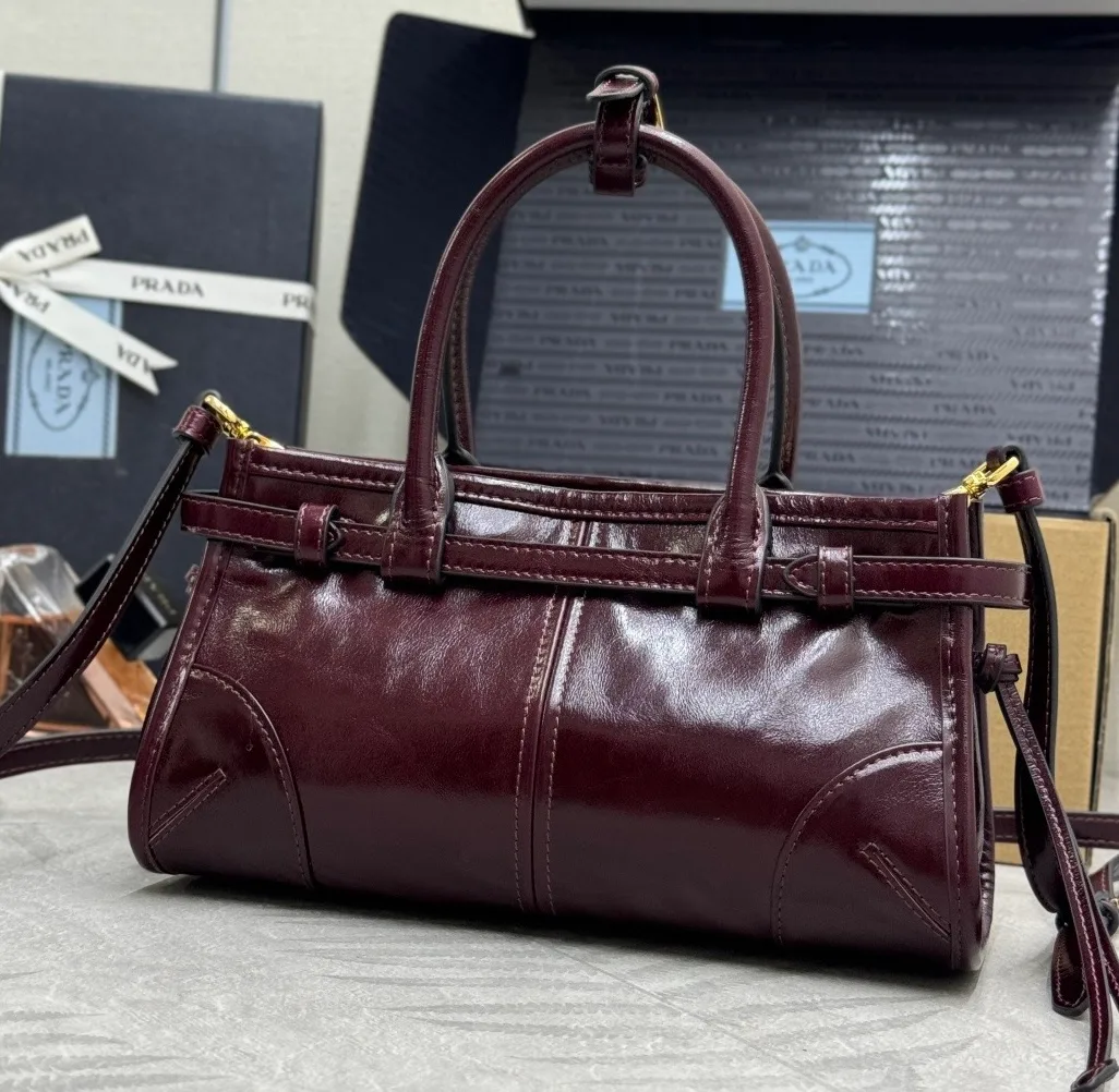 Сумки На Ремне Женские Prada 11682139