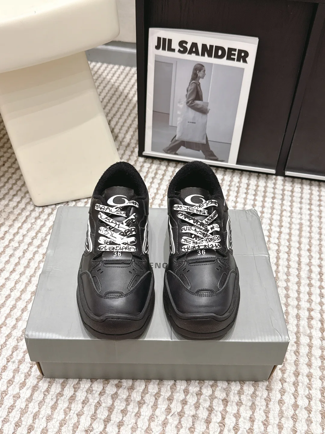 Кроссовки Женские Balenciaga 13555219