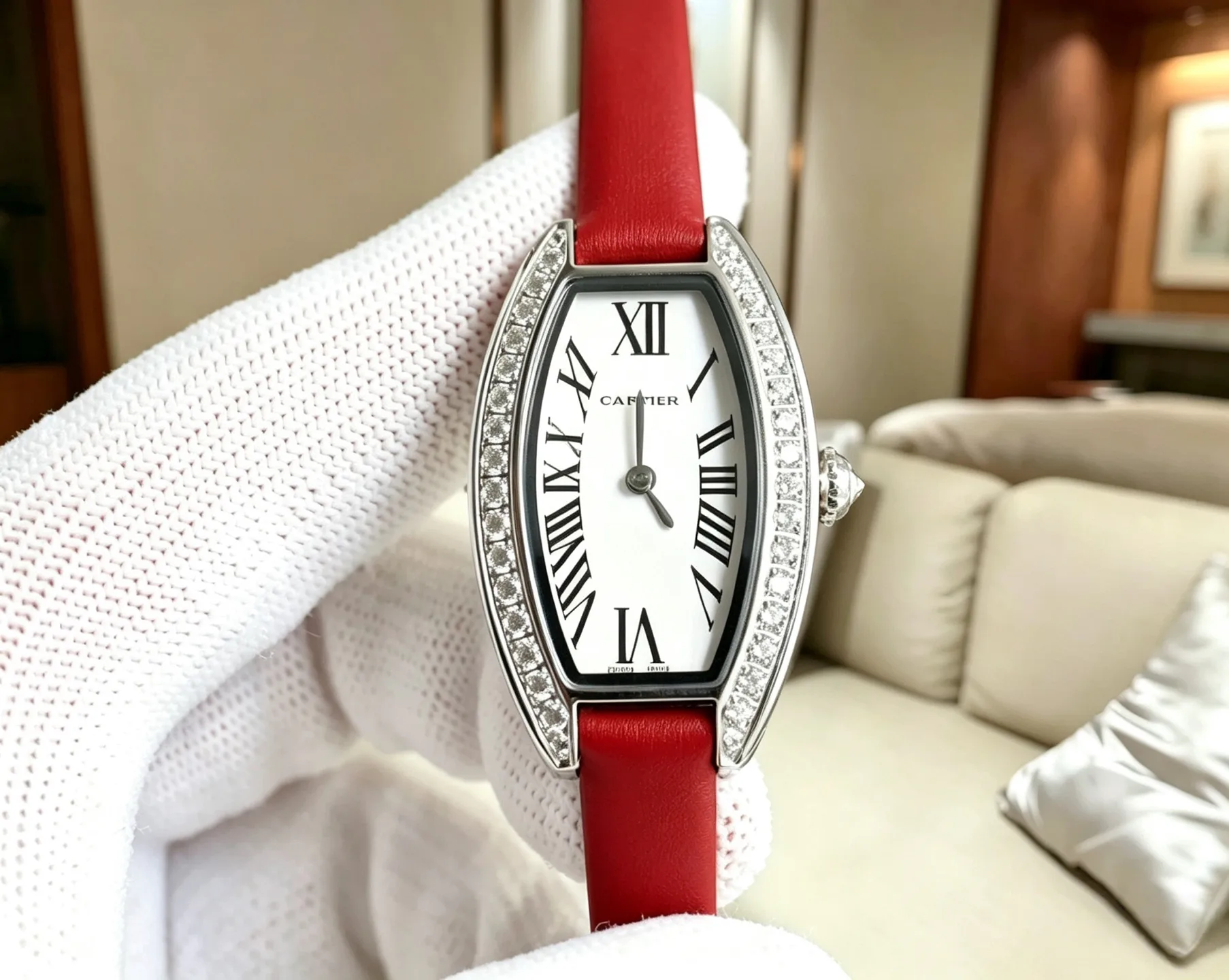 Часы Женские Cartier 17608577