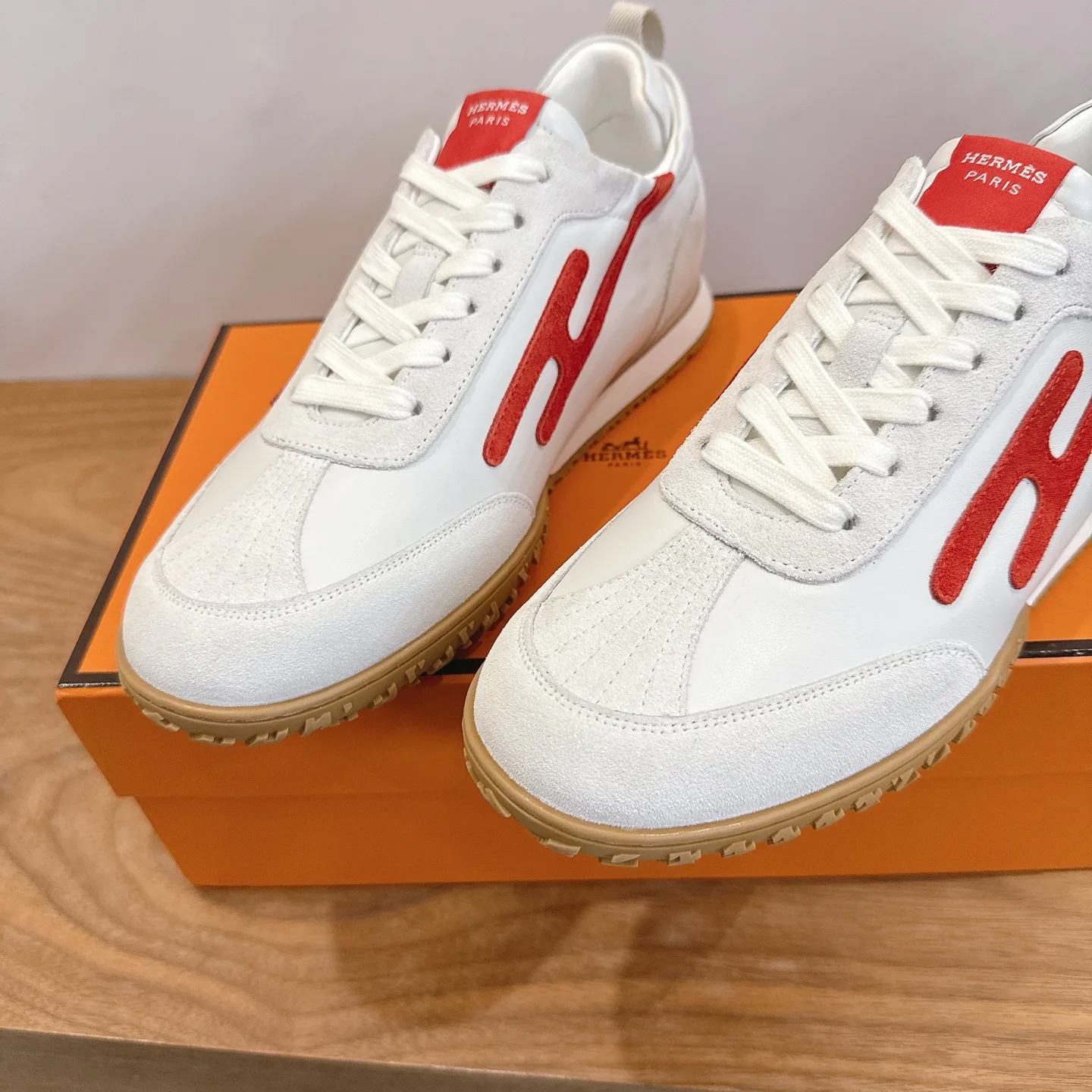 Кроссовки Женские Hermes 528545