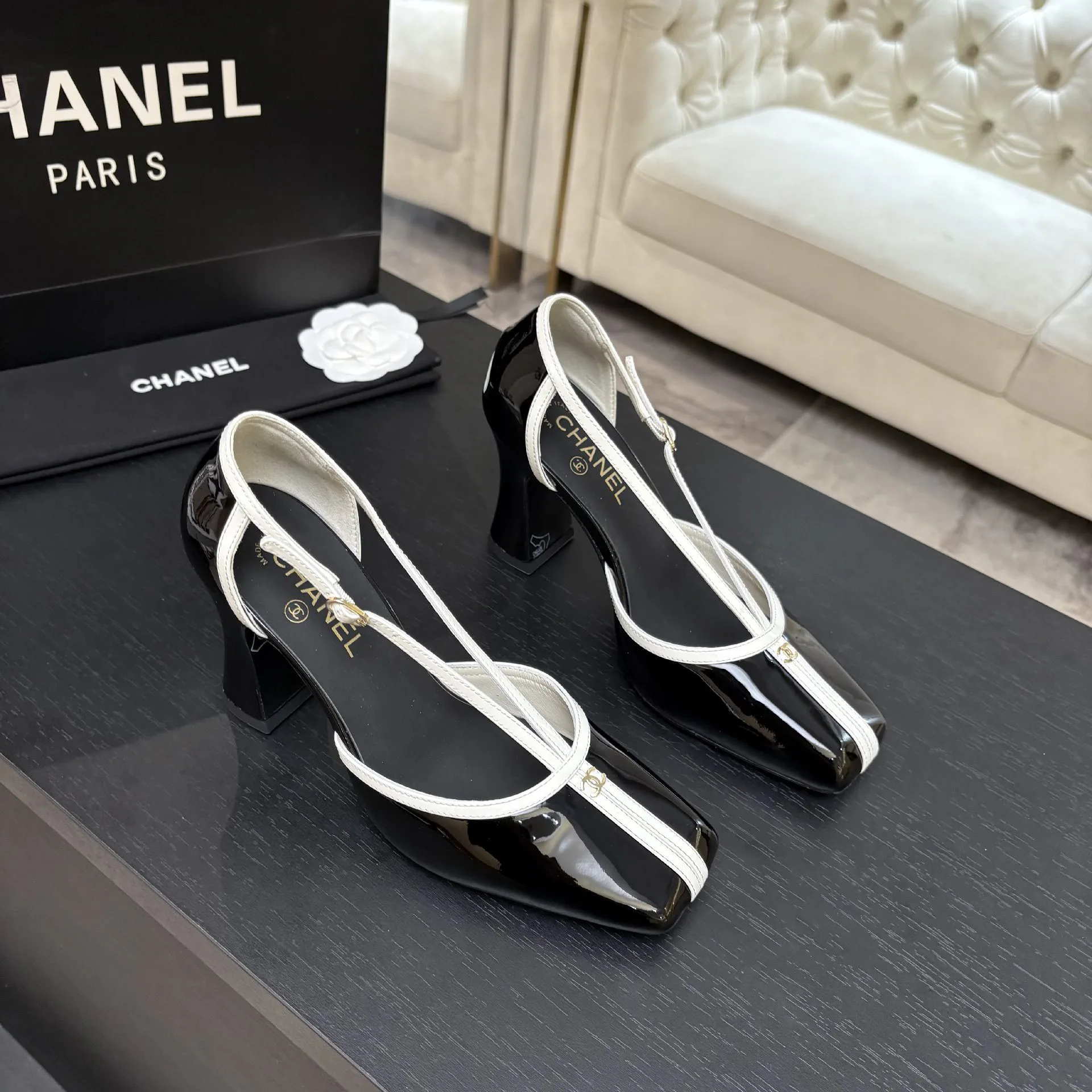 Босоножки Женские Chanel 19418673