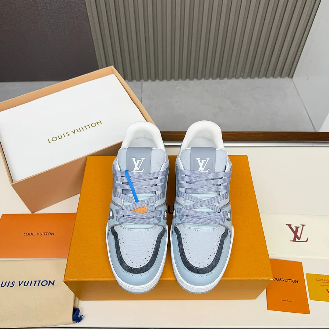 Кроссовки Женские Louis Vuitton 11707416