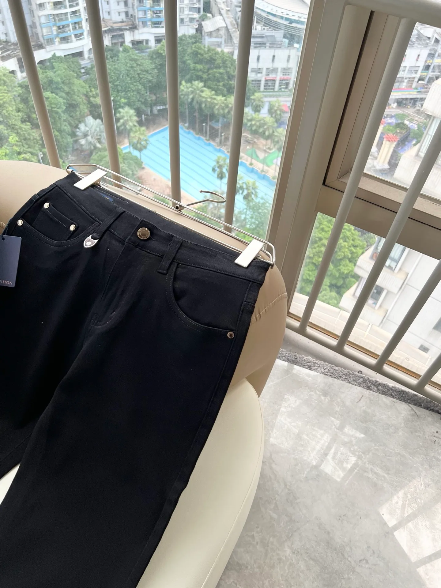 Джинсы Мужские Louis Vuitton 18395715