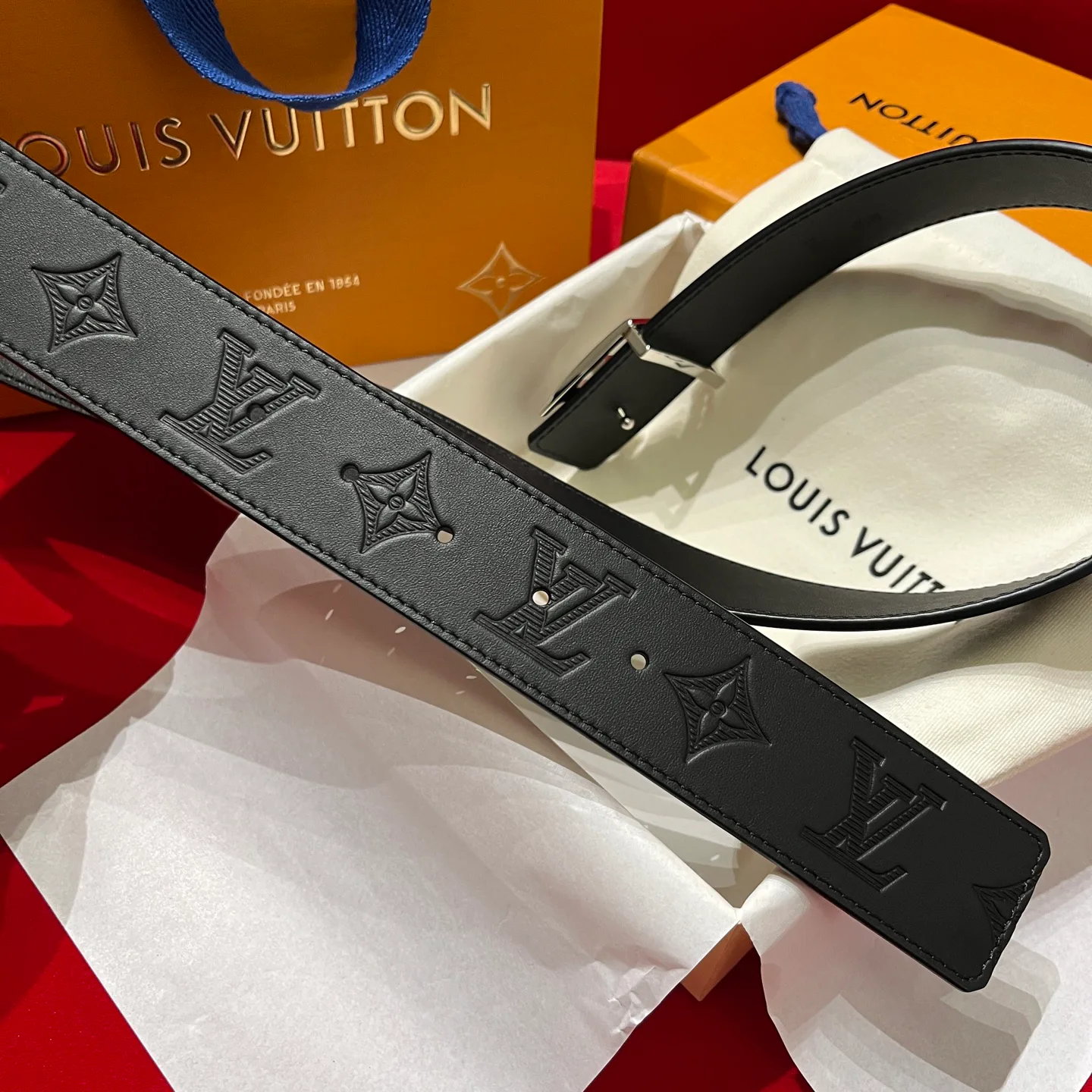 Ремни Louis Vuitton 17645350