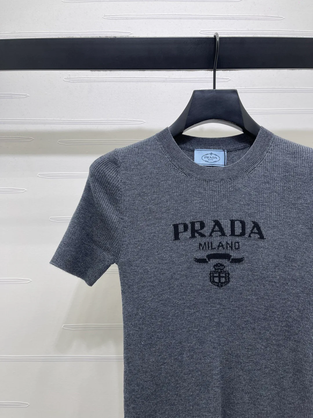 Топы Женские Prada 11748390