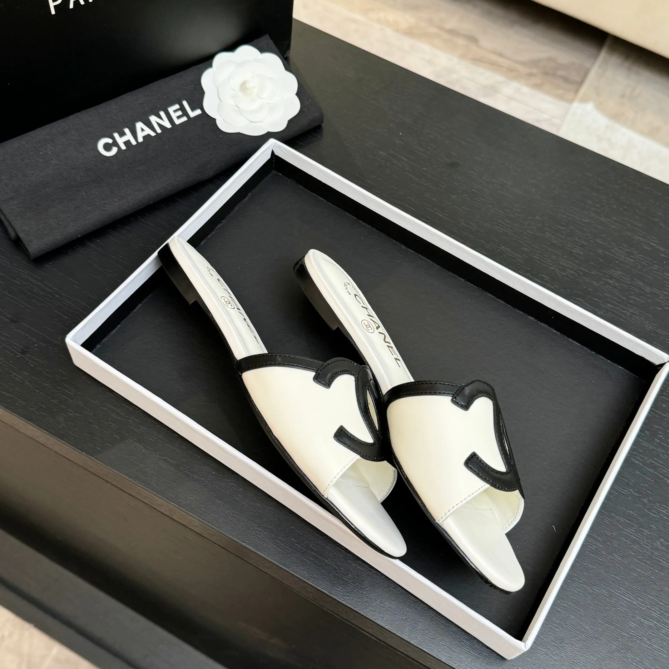 Сандалии Женские Chanel 11648962