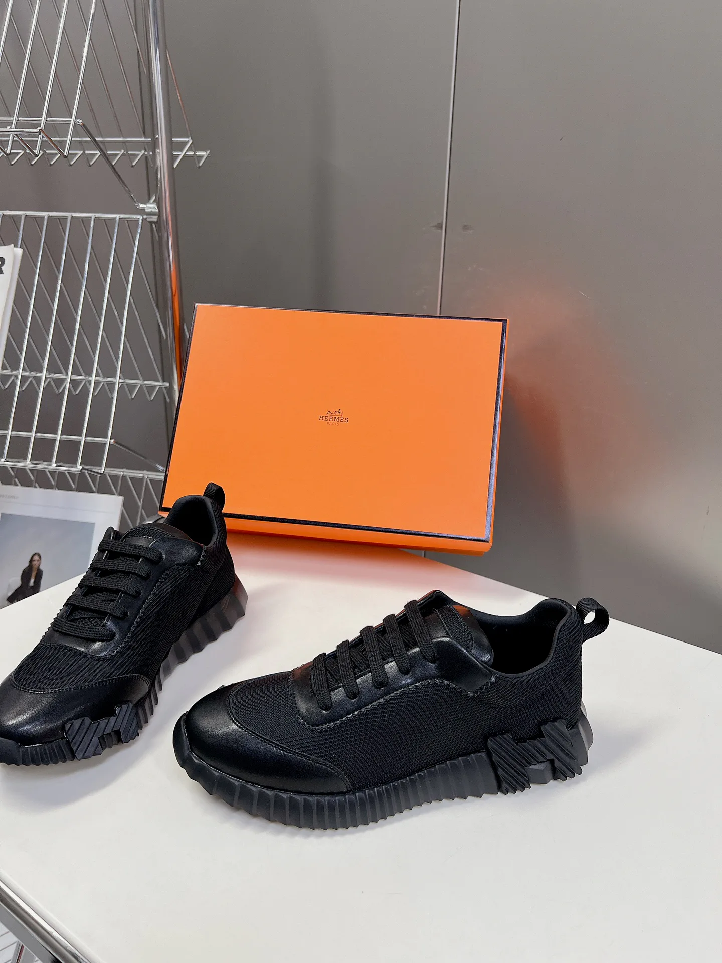 Кроссовки Женские Hermes 11448577