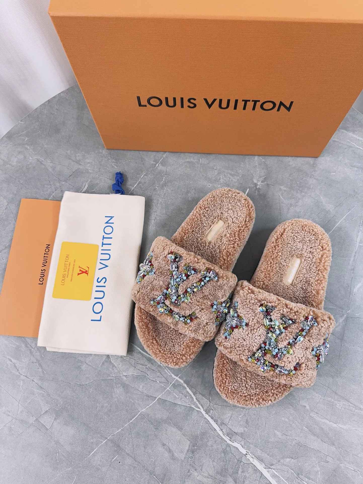 Тапочки Женские Louis Vuitton 59287