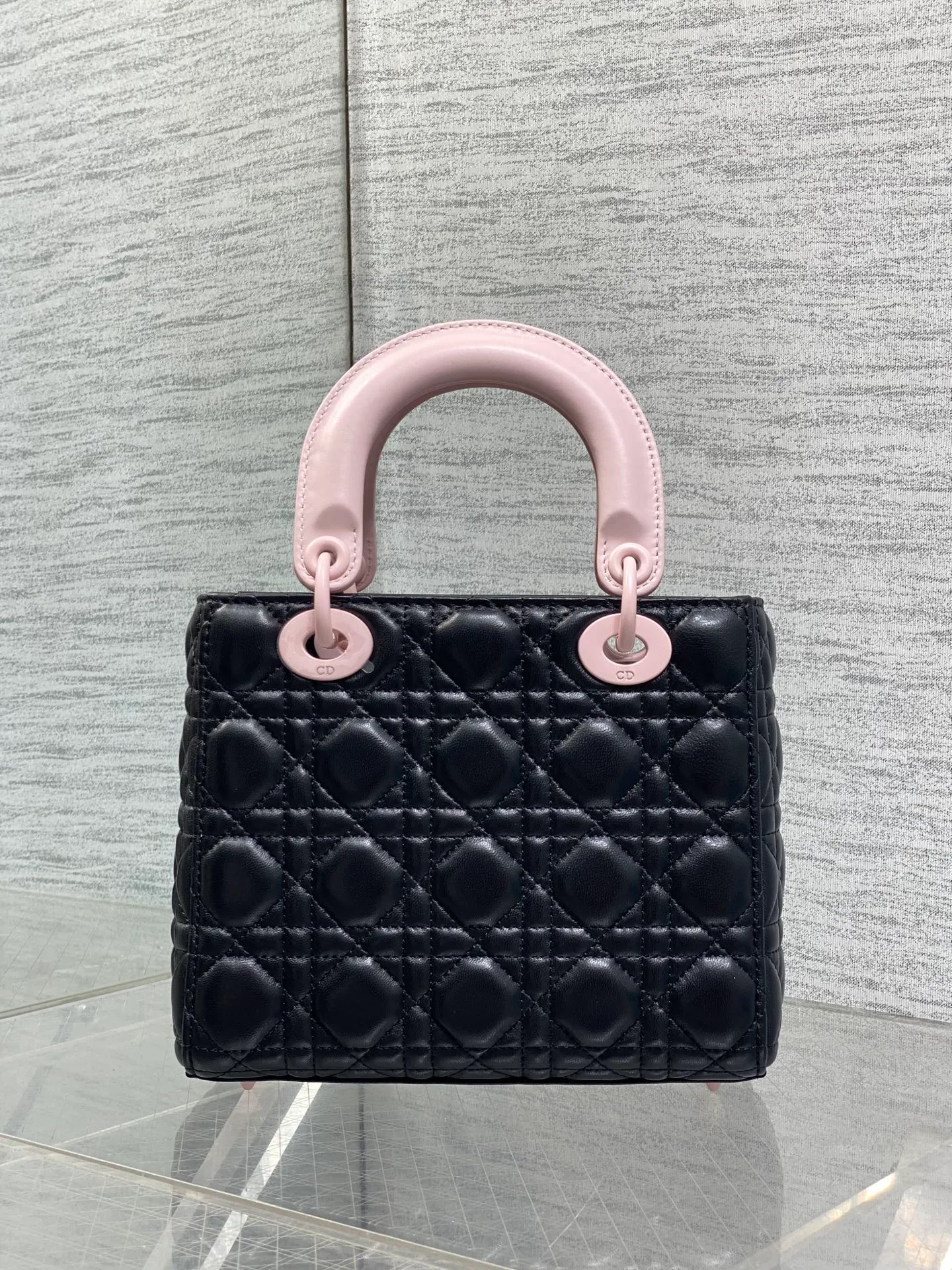 Классические Сумки Женские Christian Dior 17463951