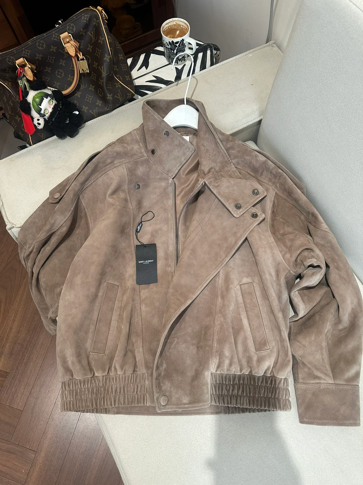 Кожаные Куртки И Дублёнки Женские Saint Laurent 11679852