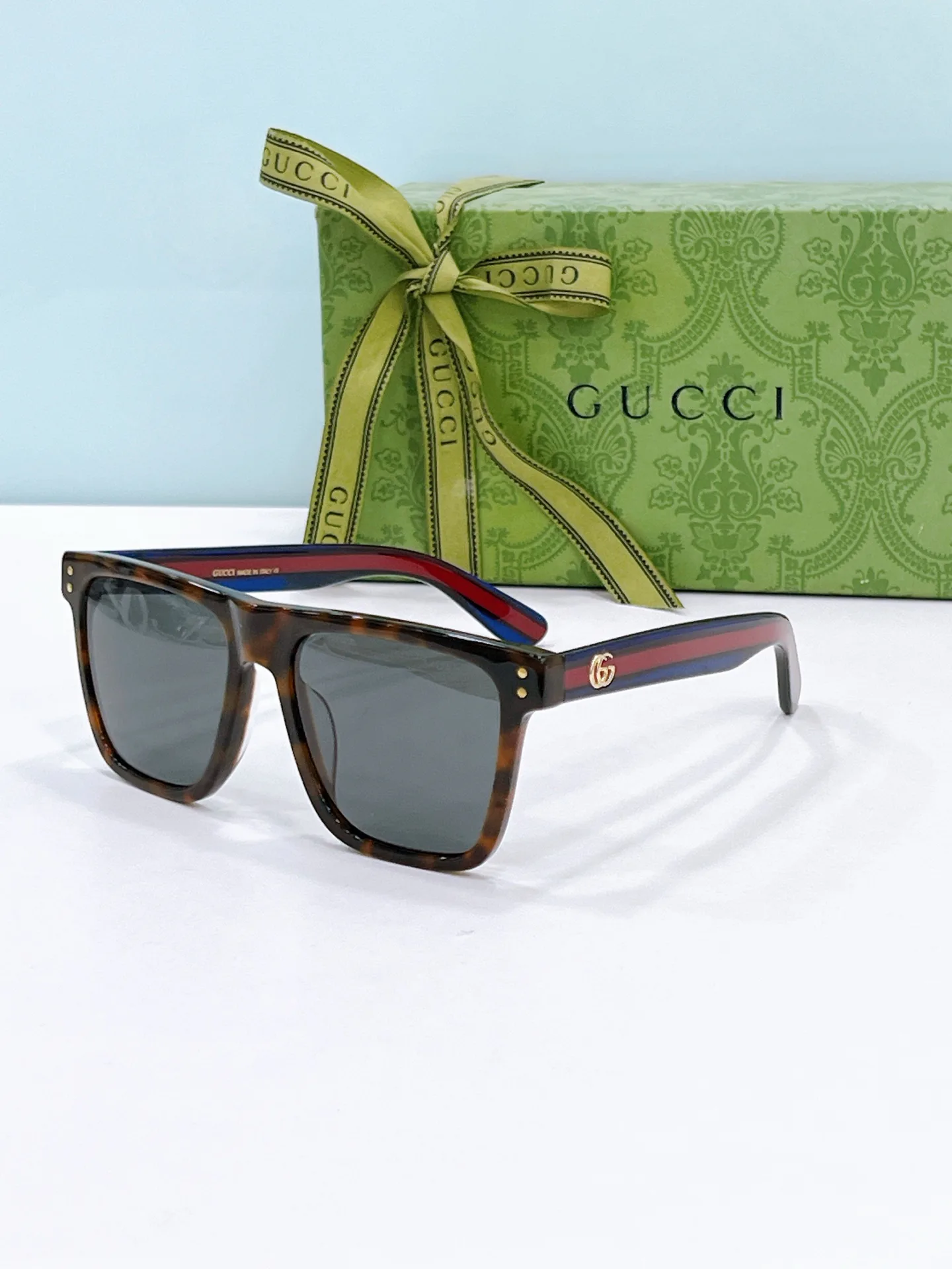 Очки Gucci 12745869
