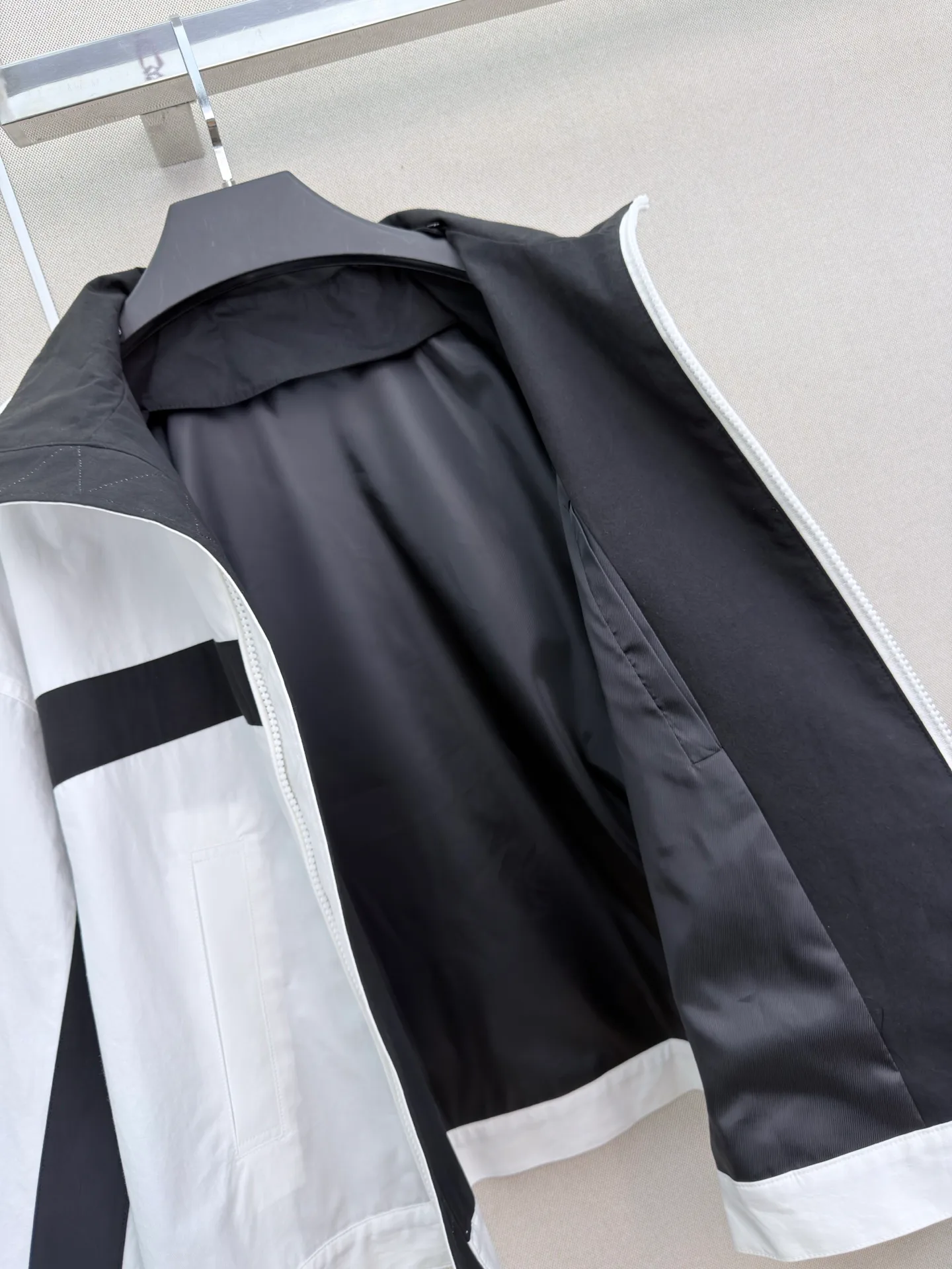 Куртки И Пуховики Мужские Saint Laurent 17564469