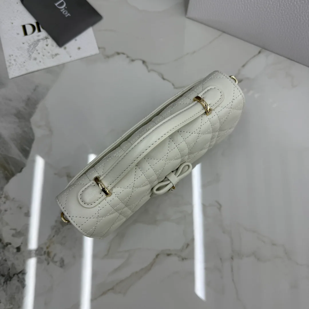 Классические Сумки Женские Christian Dior 12594769