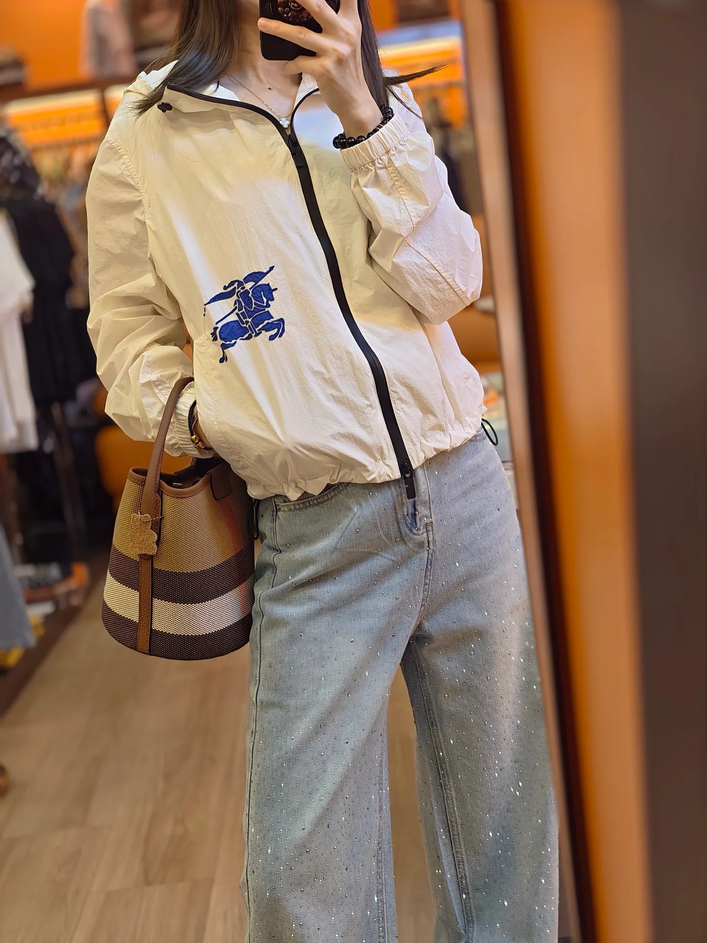 Куртки И Пуховики Женские Burberry 11224926