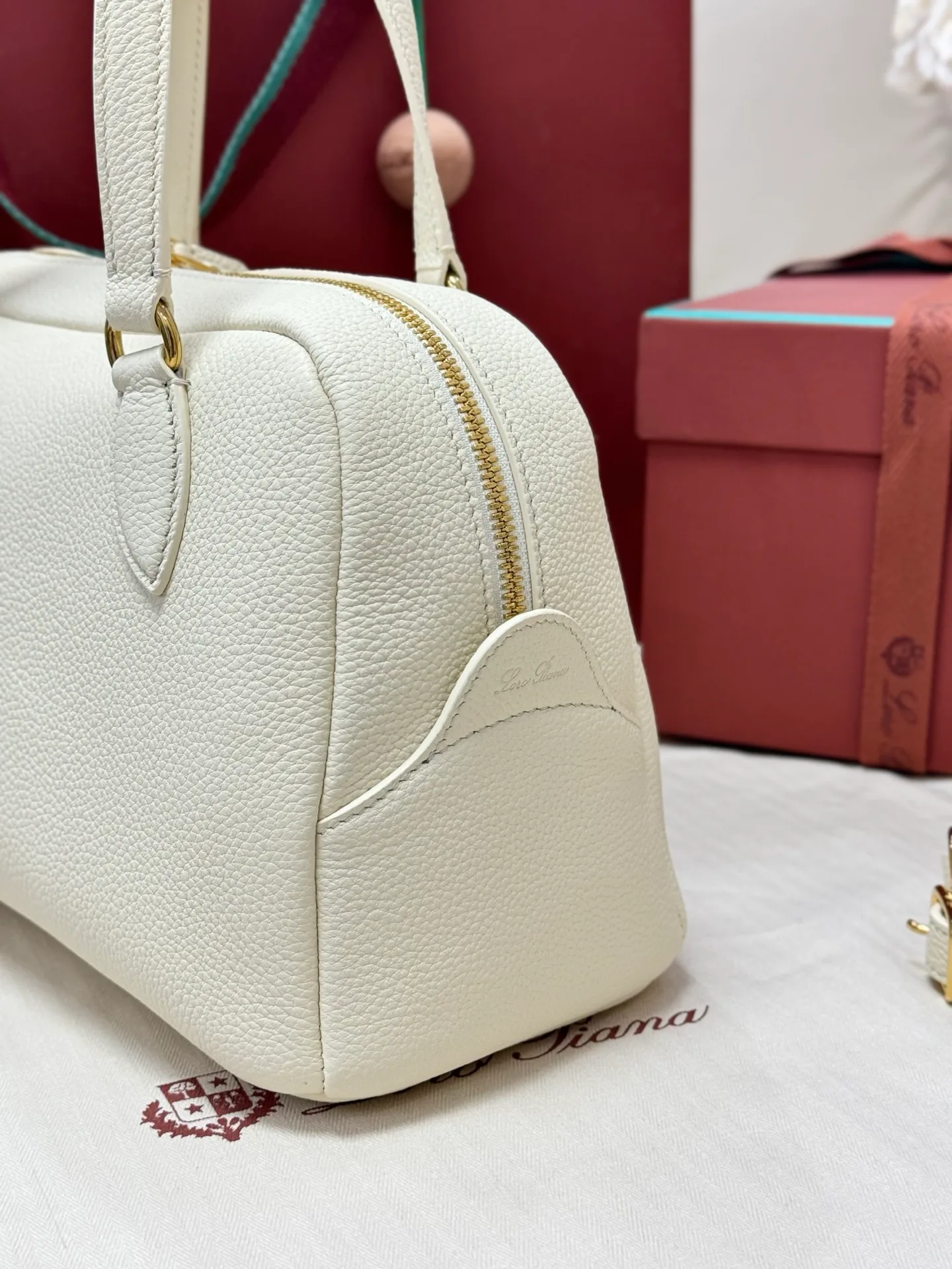Классические Сумки Женские Loro Piana 11472676