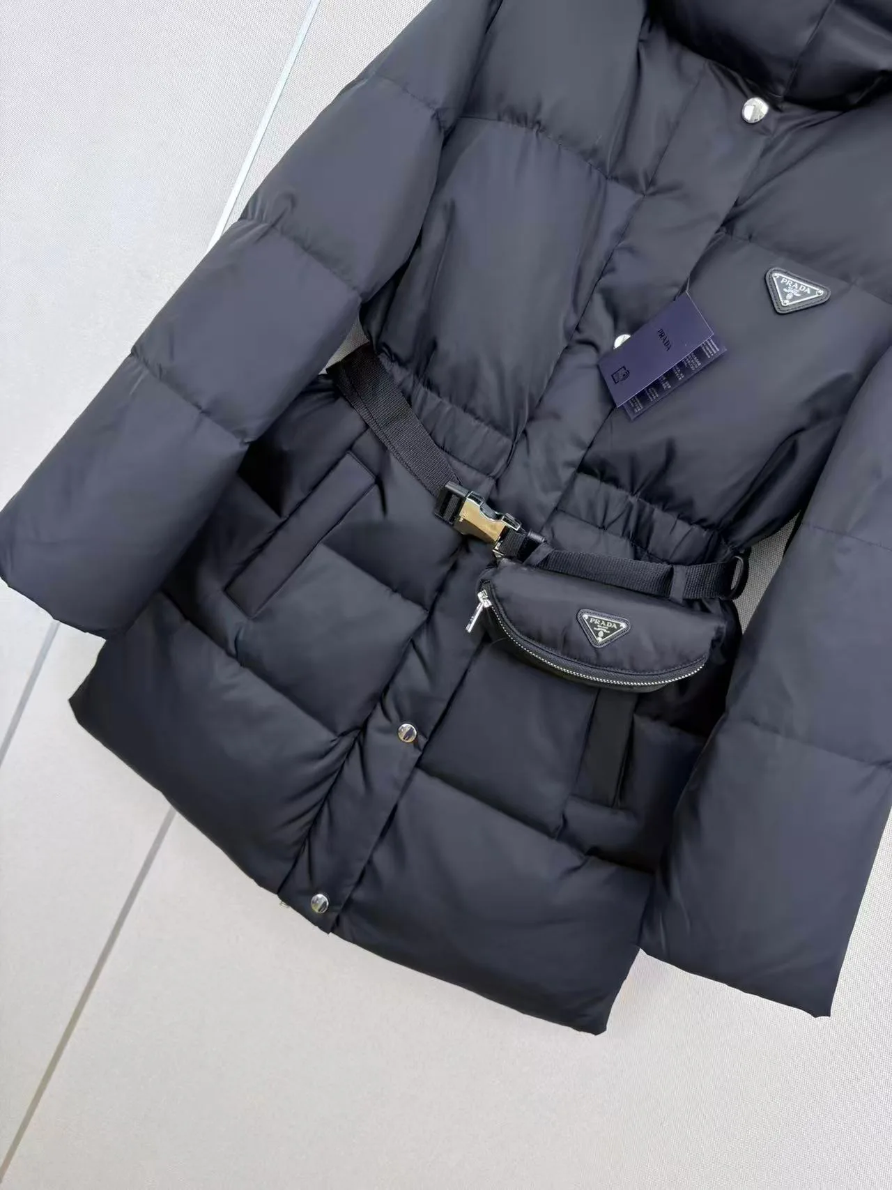 Куртки И Пуховики Женские Prada 18127519