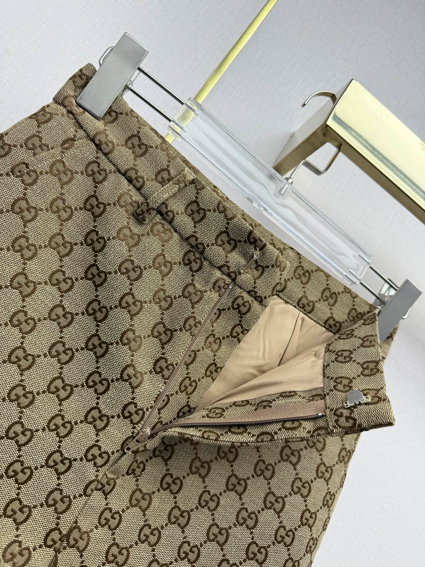 Шорты Женские Gucci 11417210