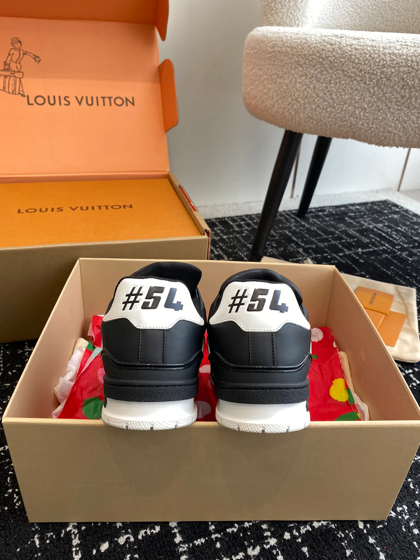 Кроссовки Женские Louis Vuitton 5790869