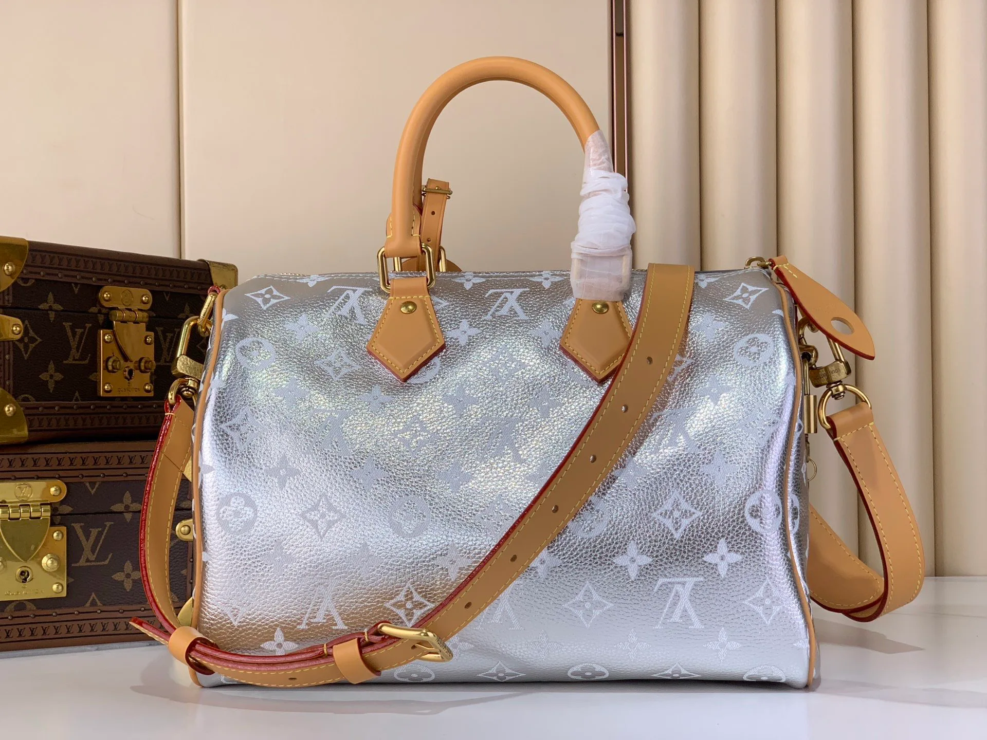 Классические Сумки Женские Louis Vuitton 13582753