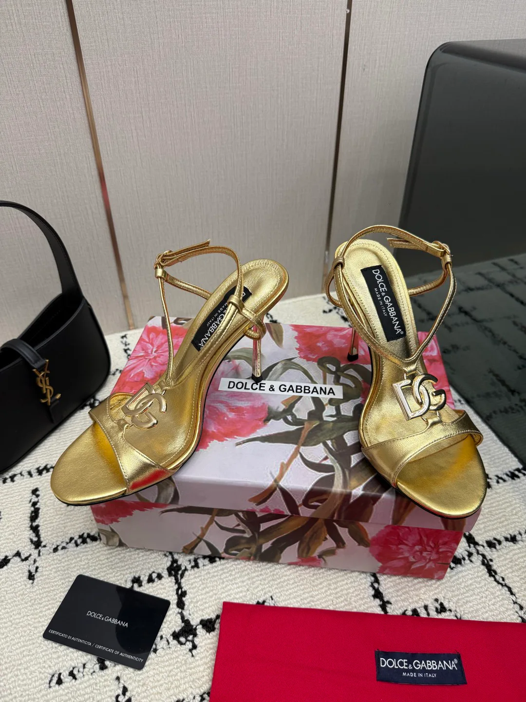Босоножки Женские Dolce & Gabbana 18335952