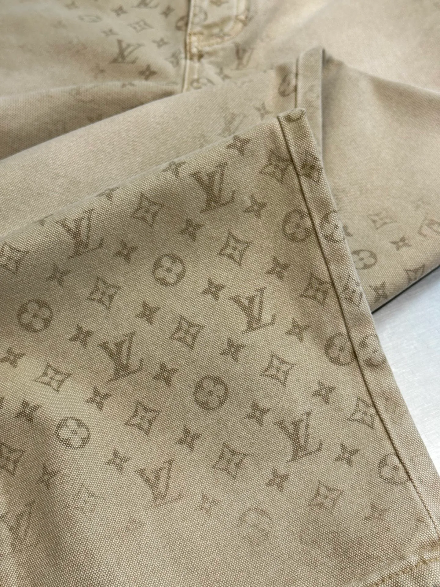 Джинсы Мужские Louis Vuitton 17299060