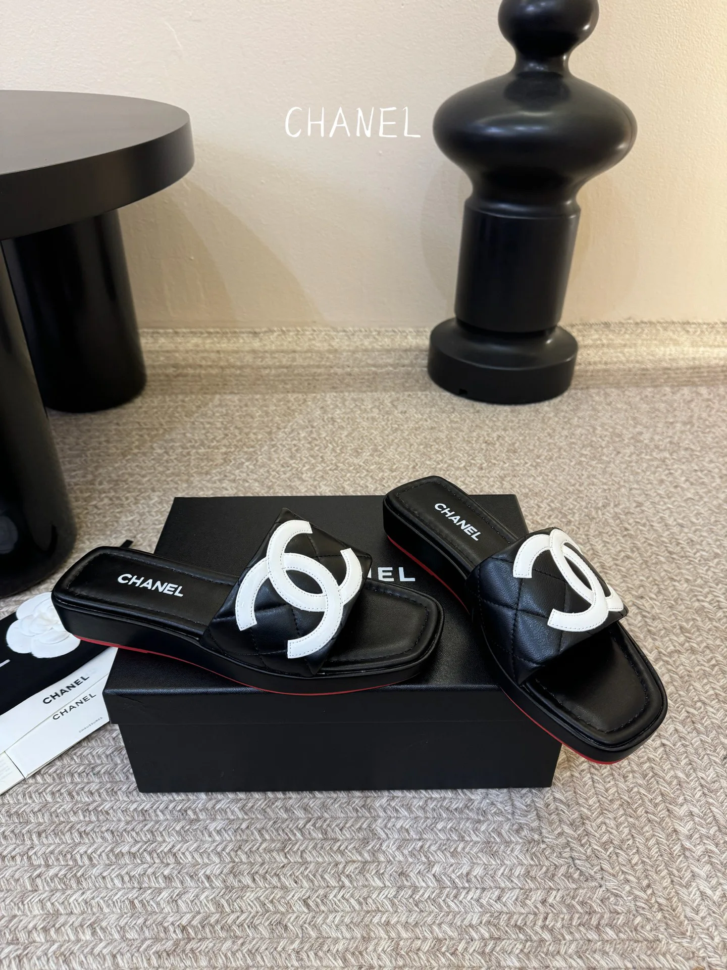 Шлепанцы Женские Chanel 11695983