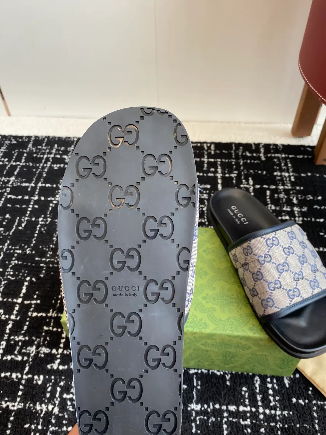 Шлепанцы Женские Gucci 32901