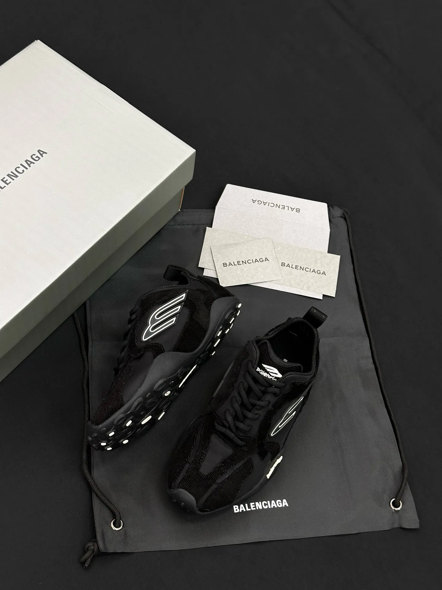 Кроссовки Женские Balenciaga 10997418