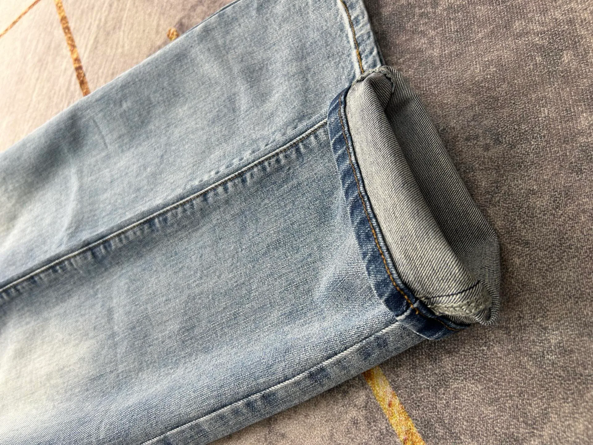 Джинсы Женские Balenciaga 10658011